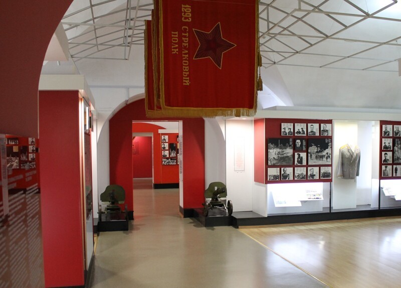 У стен Брестской крепости