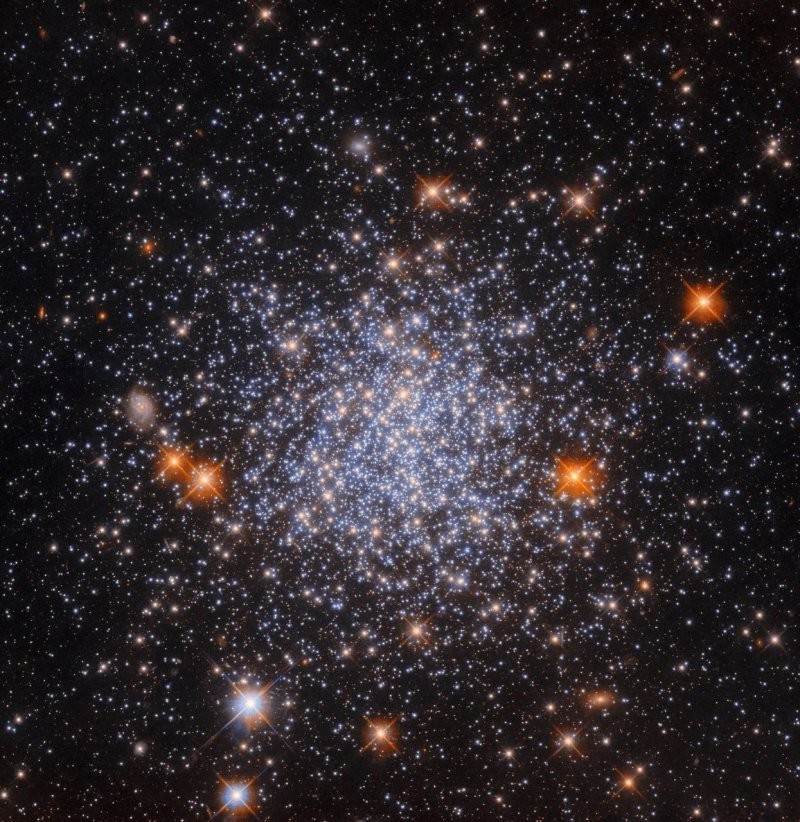 Шаровое звёздное скопление NGC 1651 от телескопа Хаббл