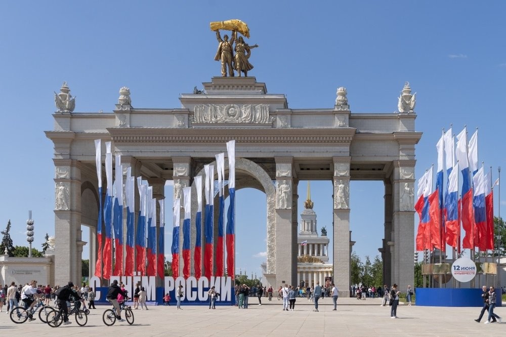 Чем заняться в эти 4 свалившихся на нас праздничных дня