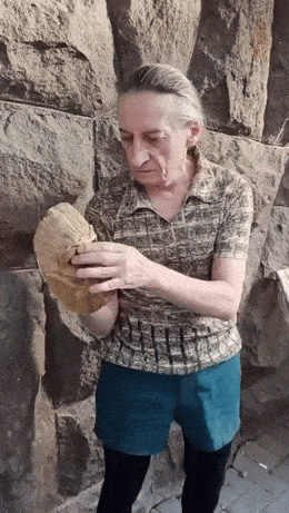 Села как влитая