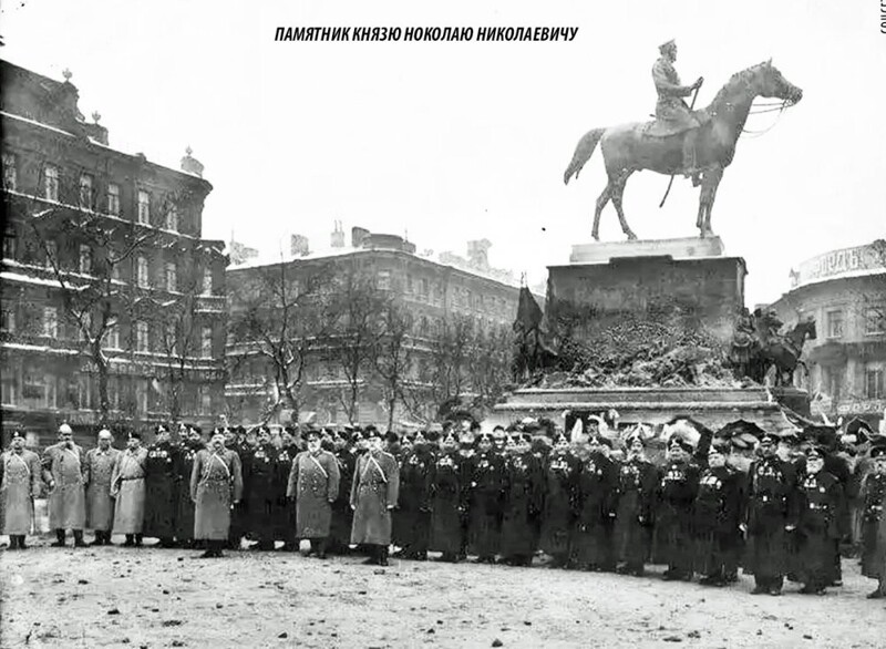 Манежная площадь