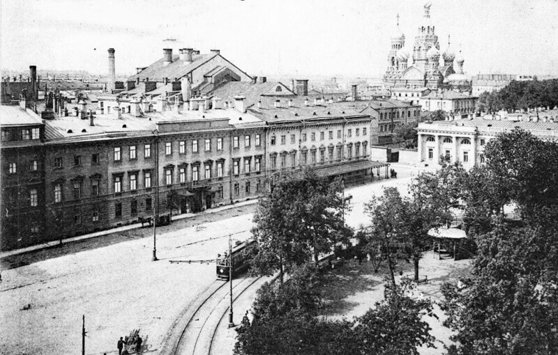Михайловская площадь