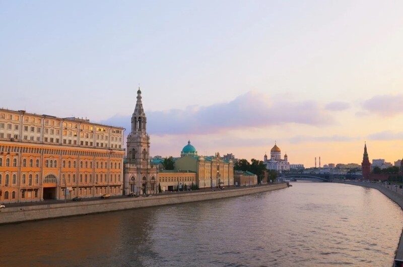Самый живописный маршрут по набережным Москвы