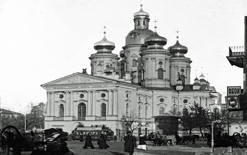 Владимирская площадь -