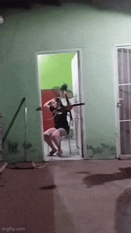 Когде нет фене под рукой, но есть вентилятор