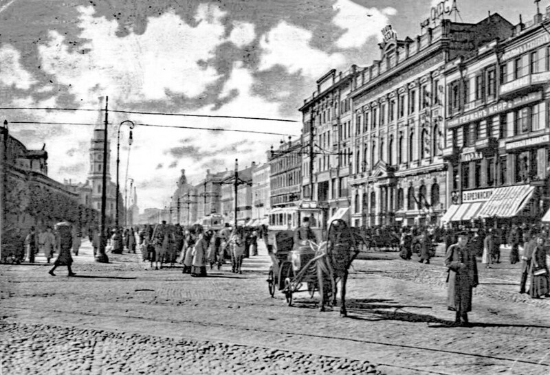 Конный транспорт на Невском проспекте