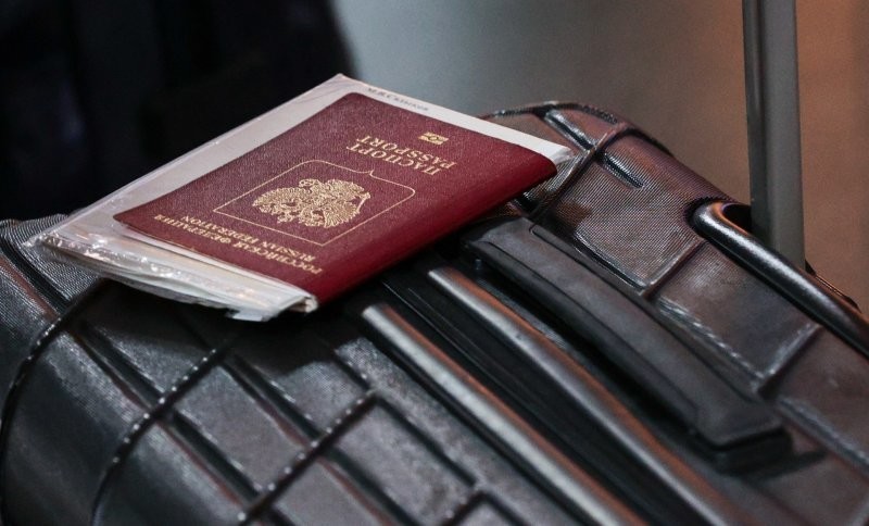 В Госдуме предложили ввести налог на зарубежные туры
