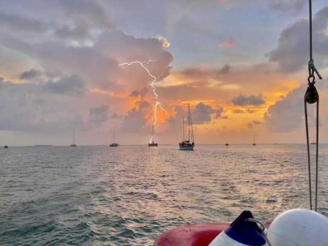 Намешалось