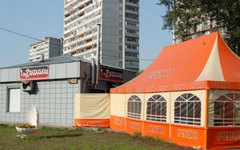 Кажется, мы стали забывать как выглядели рынки, ларьки и кафе в Москве 15 лет назад⁠⁠