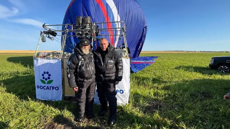 Выше только звезды: Конюхов и Меняйло побили новый рекорд на высоте 10 678 метров