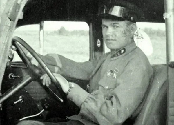 Люди из стали. Гавриил Антонович Половченя