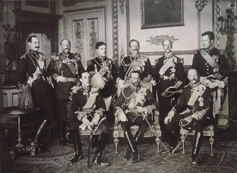 11. Девять монархов на одной фотографии, 1910 год