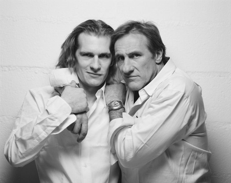 "Мой папа - трус и обманщик, его интересуют только деньги": жизнь в тени отца и борьба с внутренними демонами Гийома Депардье "Мой папа - трус и обманщик, его интересуют только деньги": жизнь в тени отца и борьба с внутренними демонами Гийома Депардье