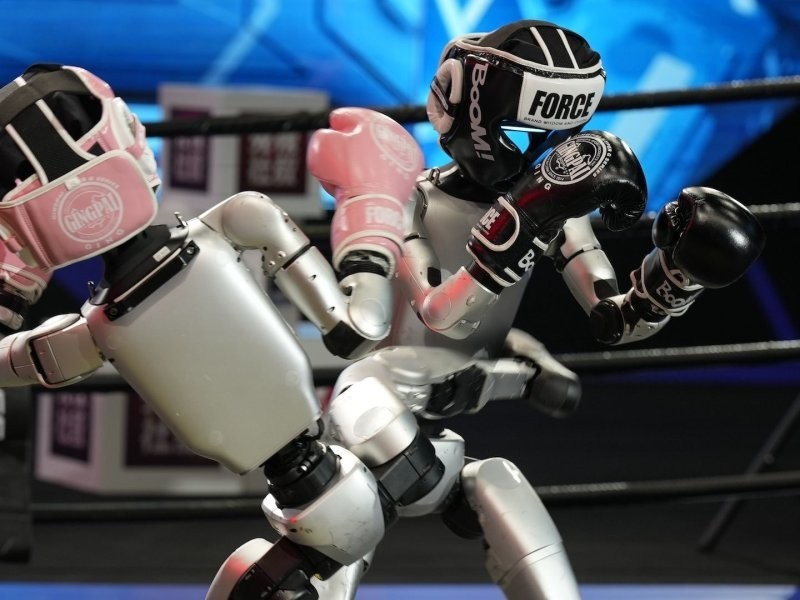 Повара, ваши рабочие места в безопасности! Робот не справился с простым заданием на кухне