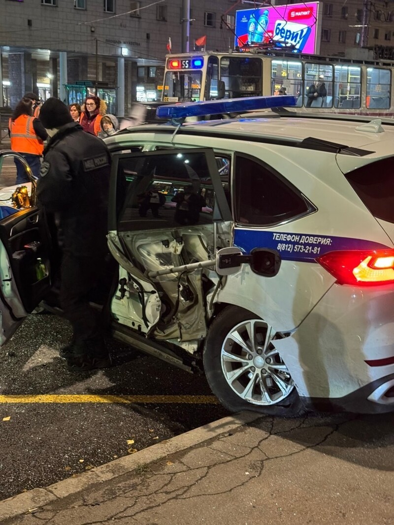ДТП в Санкт-Петербурге "БМВ vs Трамвай vs Полиция"