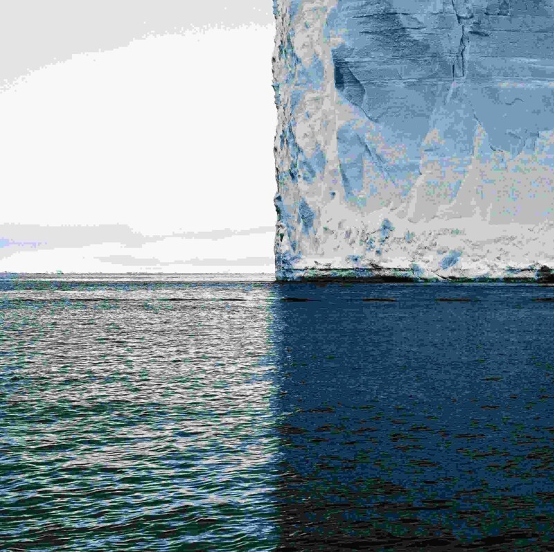 29. Тени, отбрасываемые айсбергом, делят мир на четыре идеальных квадранта