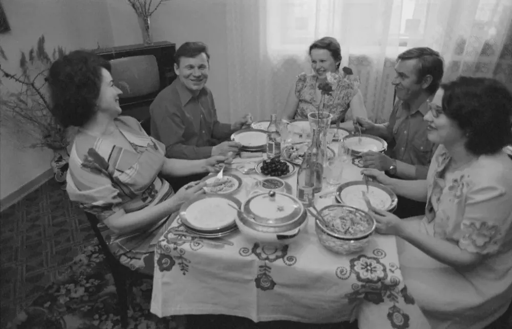 Требуем еще больше праздников