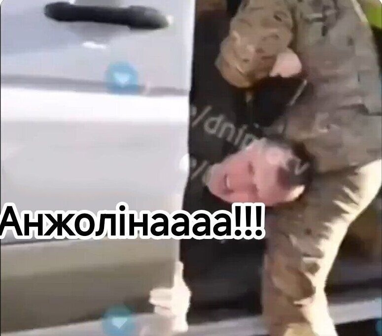 Лишь о политике , лишь о ней