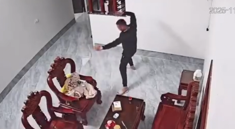 Переоценила свои силы: девушка случайно ударила парня