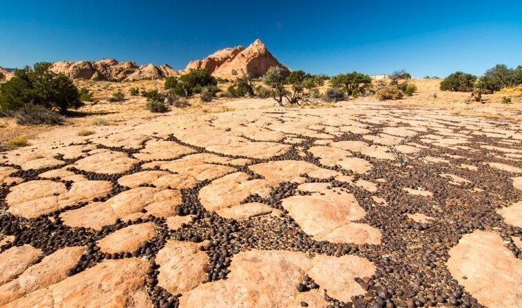 Загадка каменных ягод: от легенд хопи до марсианских тайн