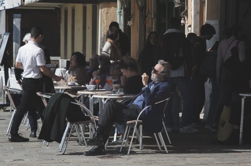 Уличные фотографии