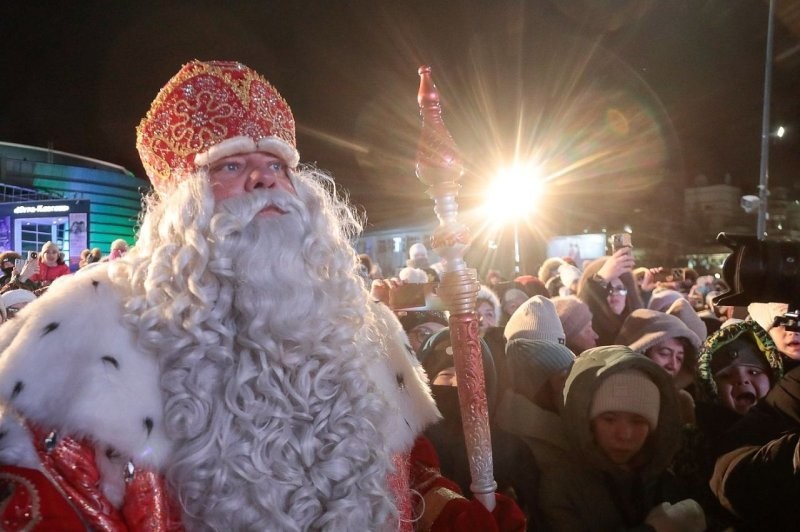 Дед Мороз ответил священникам РПЦ, призывавшим не верить в его существование