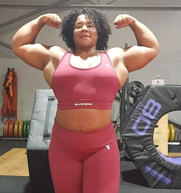 "Самой сильной женщиной мира" в США стал биологический мужчина