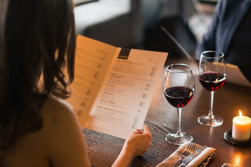 Совместимость алкогольных привычек делает брак крепче