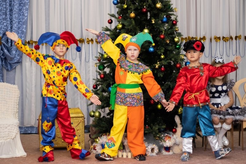 Никаких Суперменов и оружия: школьникам с Камчатки запретили приходить на новогодние утренники в костюмах западных героев