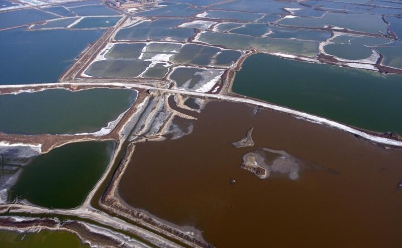 Китайское озеро, рождающее радугу, богатство и эмоции