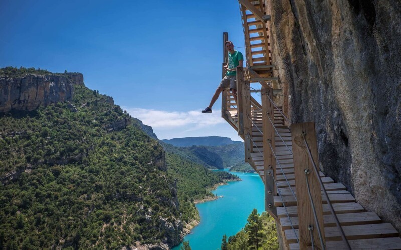 Ущелье Монт-Ребей, где можно перемещаться по тонкой грани между восторгом и страхом