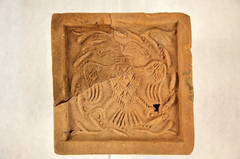 Коллекция изразцов с символом русских царей - двуглавым орлом