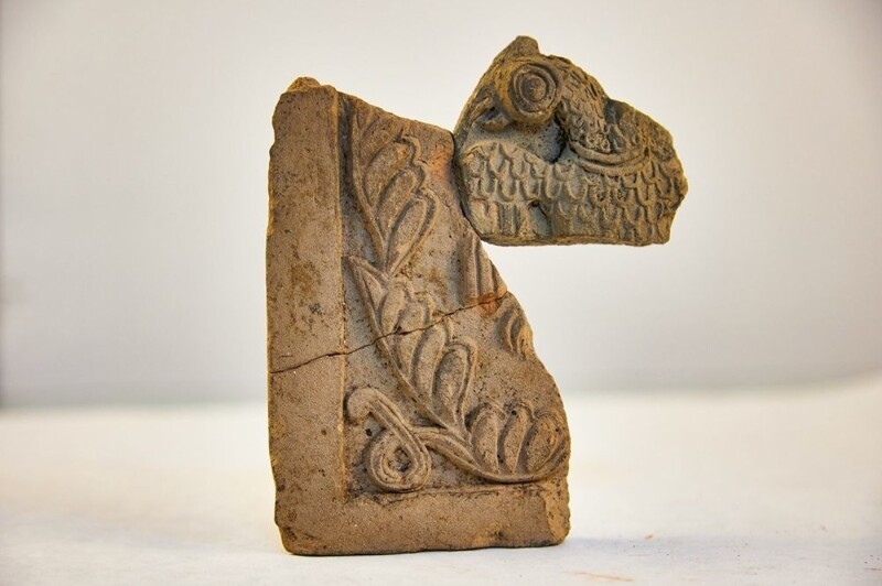 Коллекция изразцов с символом русских царей - двуглавым орлом