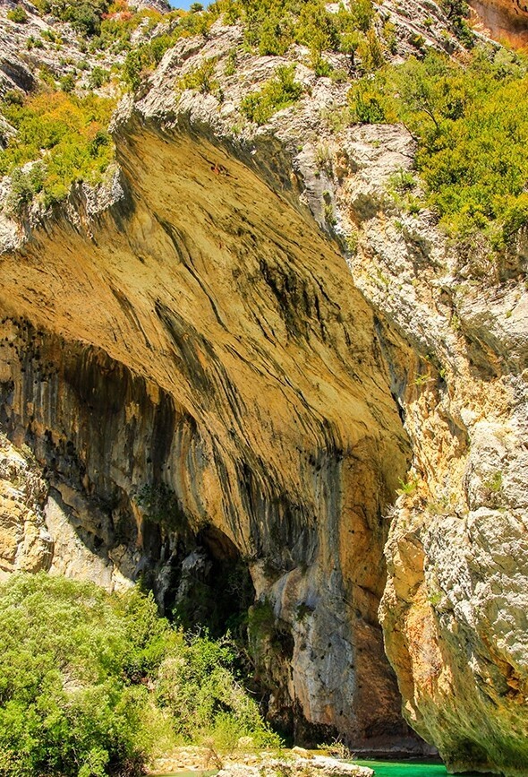 Арка Роделлара: гора с дырой, через которую бросают вызов небу и судьбе