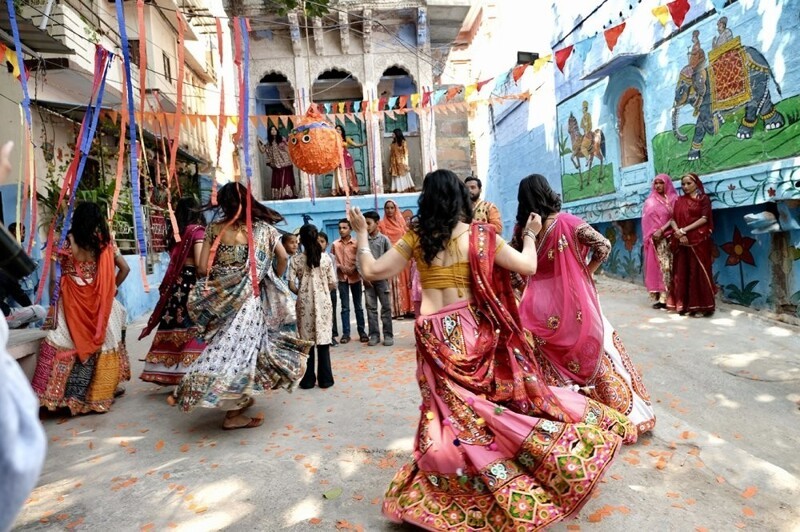 Трейлер российско-индийской комедии "Королёк моей любви" с Галустяном и Карибидисом