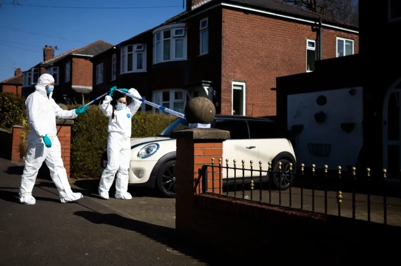 «Он сам упал на нож»: британка отрицает убийство мужа