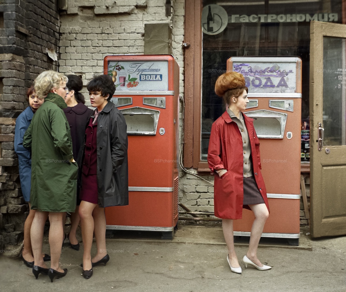 Подборка простых и потрясающих фотографий эпохи СССР