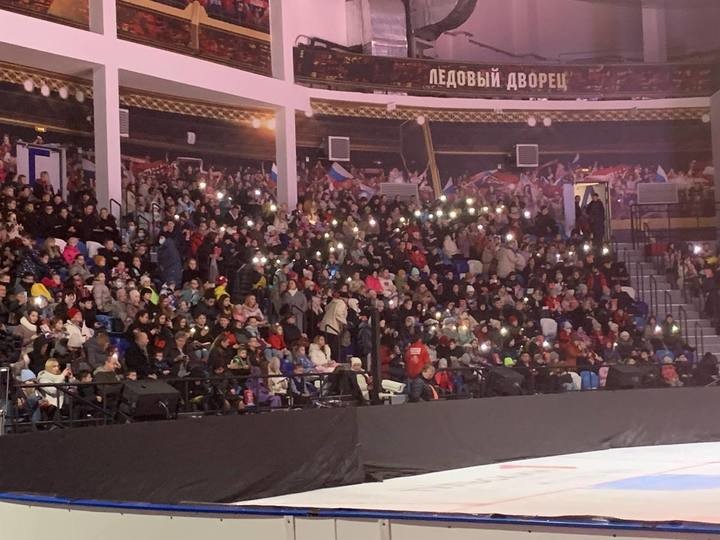 На губернаторской елке в Мурманске выключили электричество