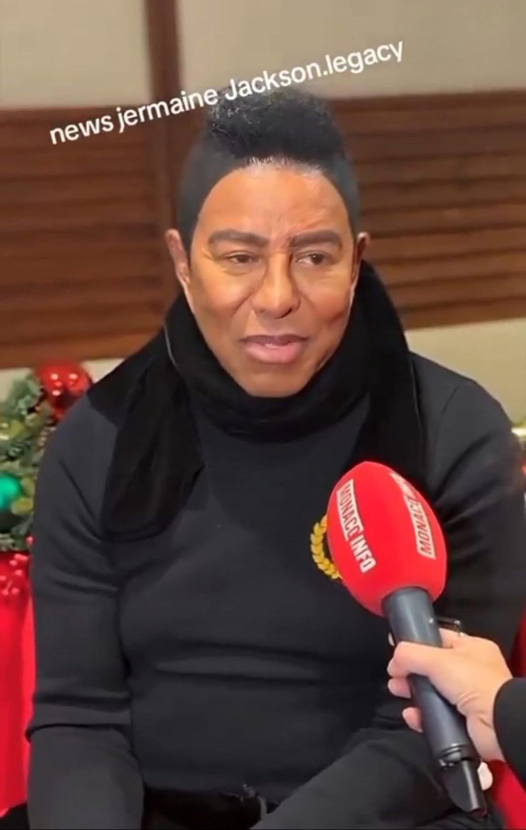 14. Джермейн Джексон - старший брат Майкла Джексона