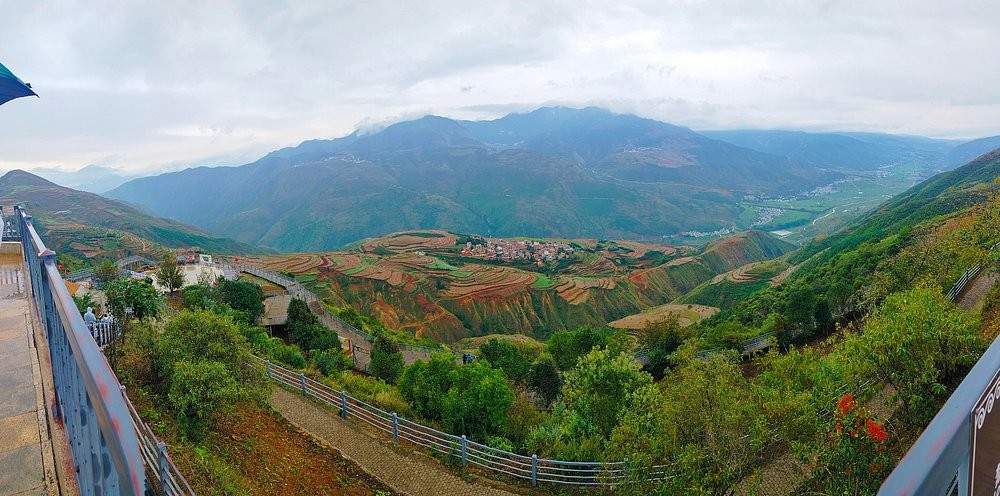 Луосягоу – невероятная яркая китайская палитра, в существование которой сложно поверить