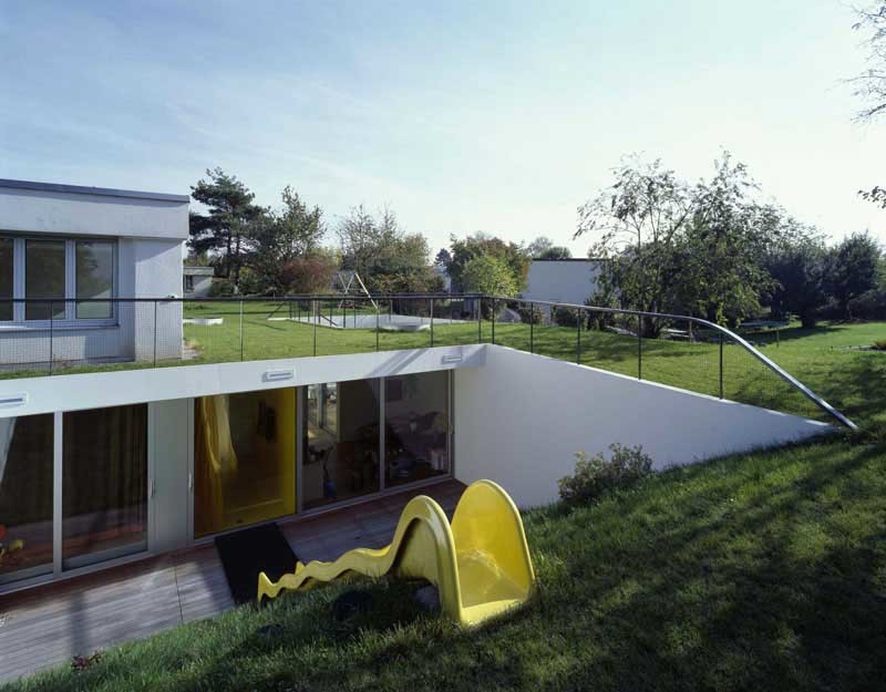 4. Подземный дом House Gross