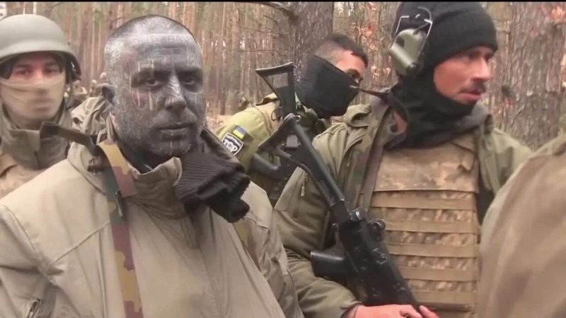 Трупная вонь и хаос. Наемники ВСУ взбесились и бросаются рвать командиров