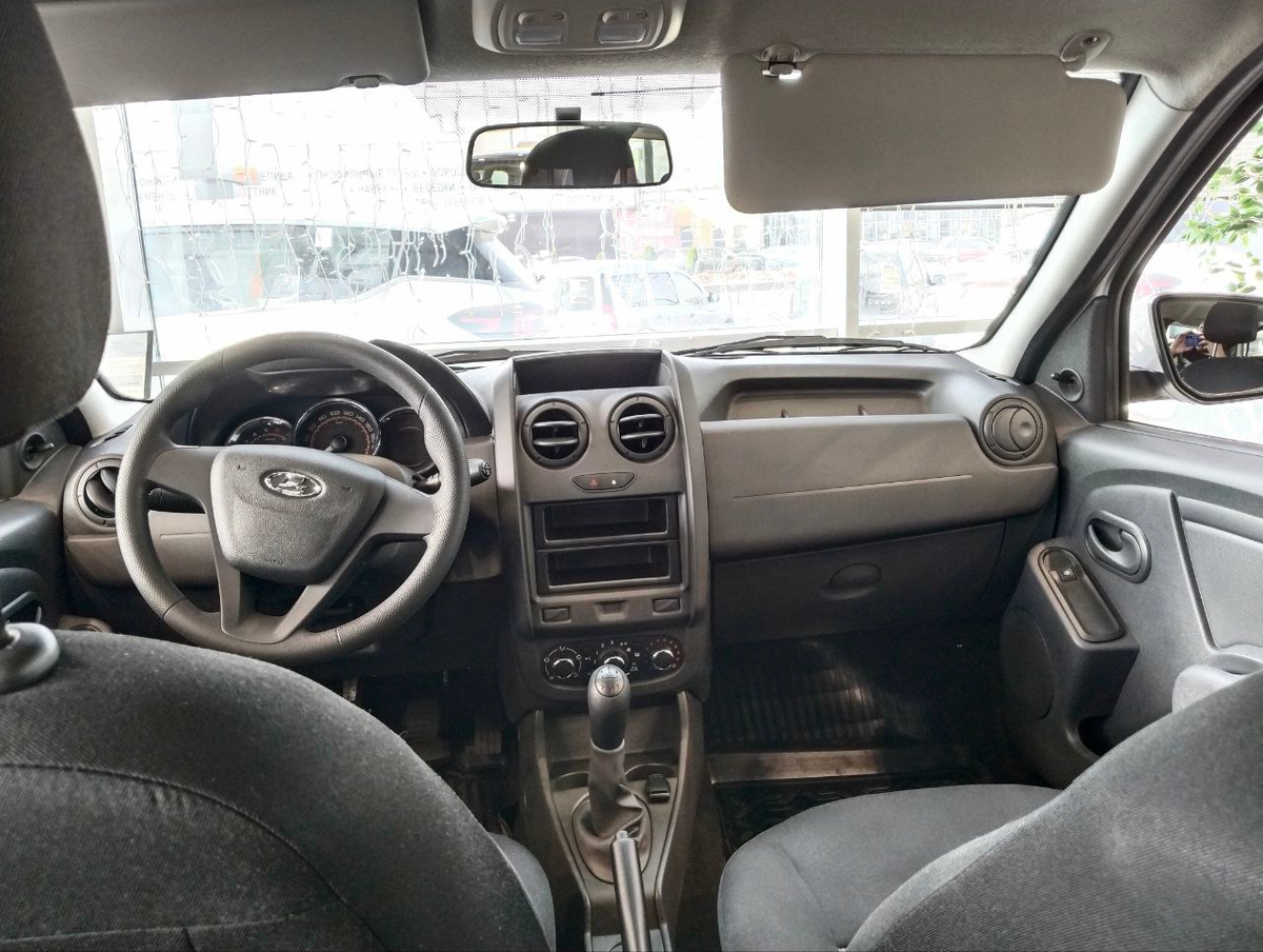 АвтоВАЗ ответил, почему в Белоруссии Лады дешевле, чем в России. Там есть конкуренция, с которой ничего не сделаешь