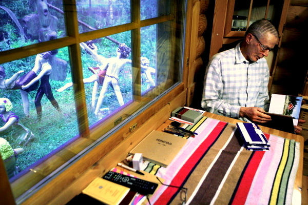 14 инфарктов, 3 сошедших с ума, 1 млн туристов ежегодно: что сотворил в лесу рядовой рабочий завода