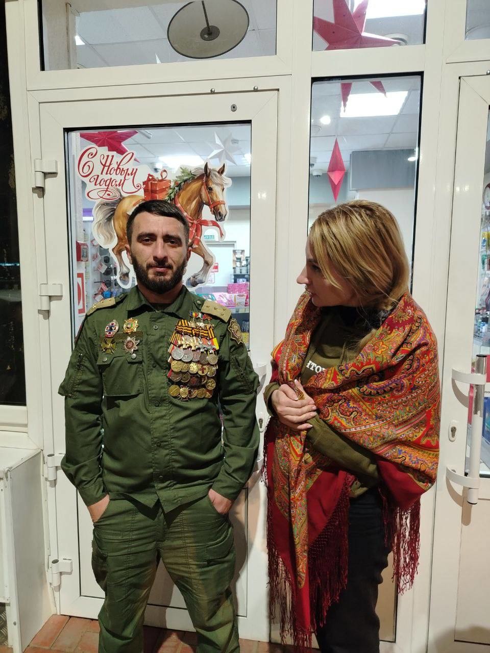 Стало известно о скандале с экс-ахматовцем с поддельной звездой Героя России