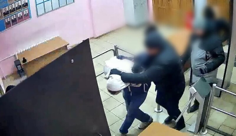 Мужчина пытался устроить взрыв в доме, чтобы отомстить соседям