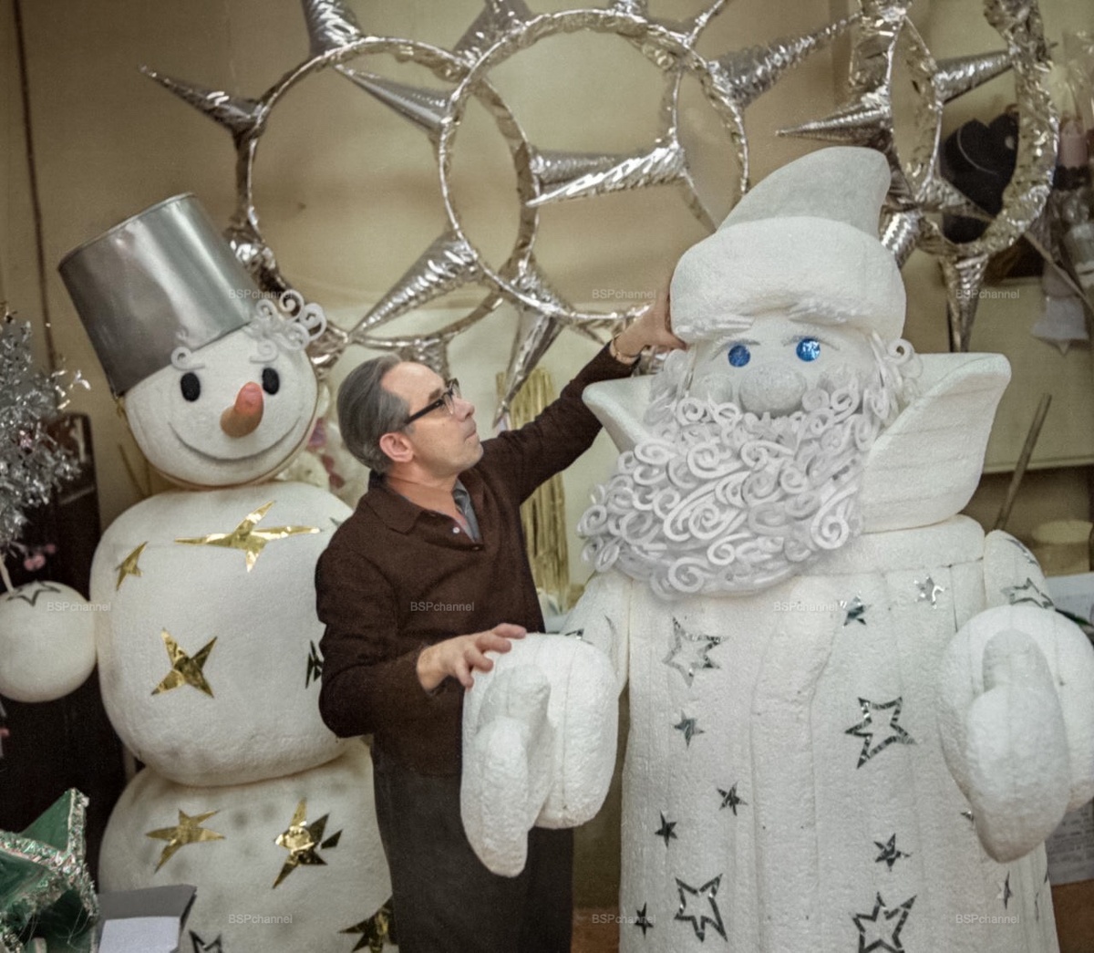 Советский Новый год в ностальгических фотографиях прошлых десятилетий⁠⁠