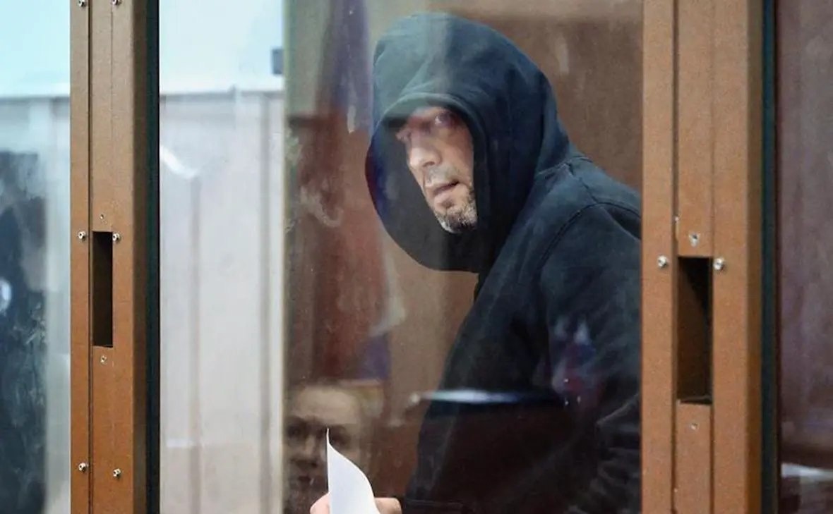 Сел не за взятки, а за хищение вещдоков: полковника СК Избенко осудили на 10 лет