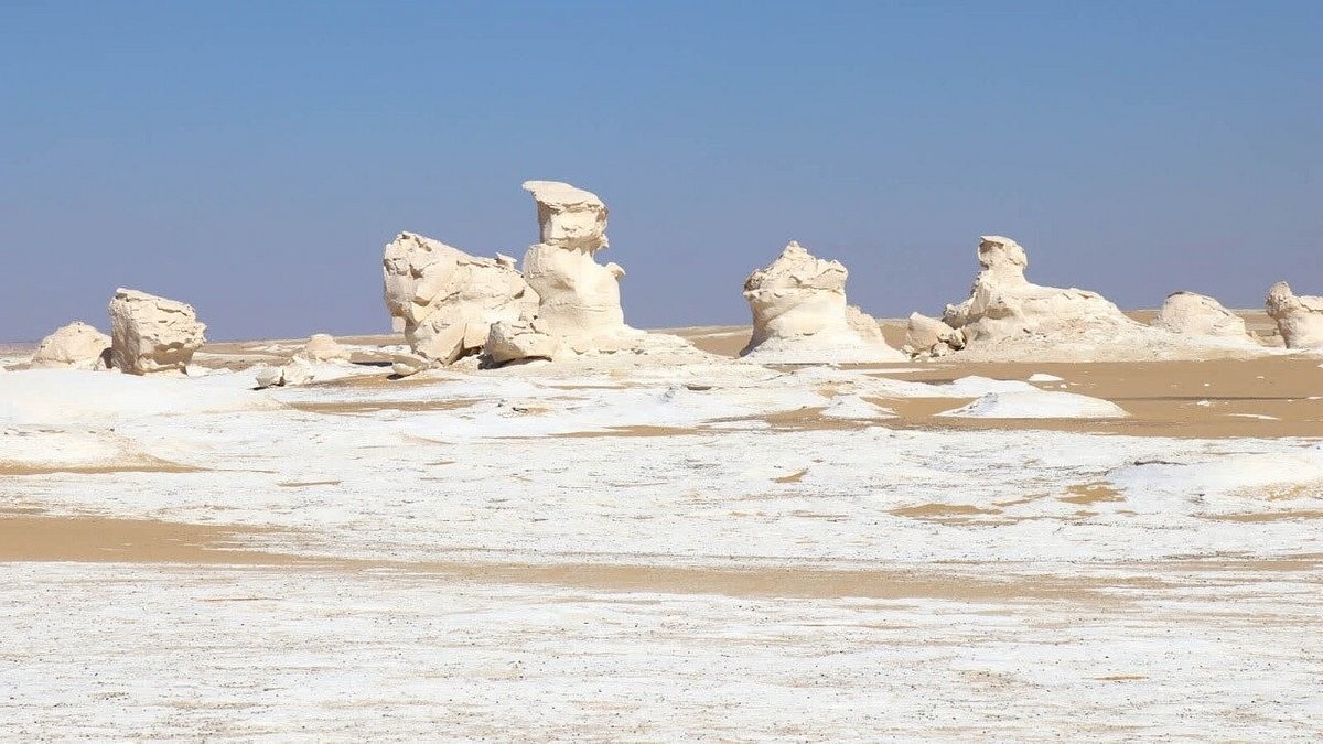 Как египетская пустыня превратилась в лунный пейзаж