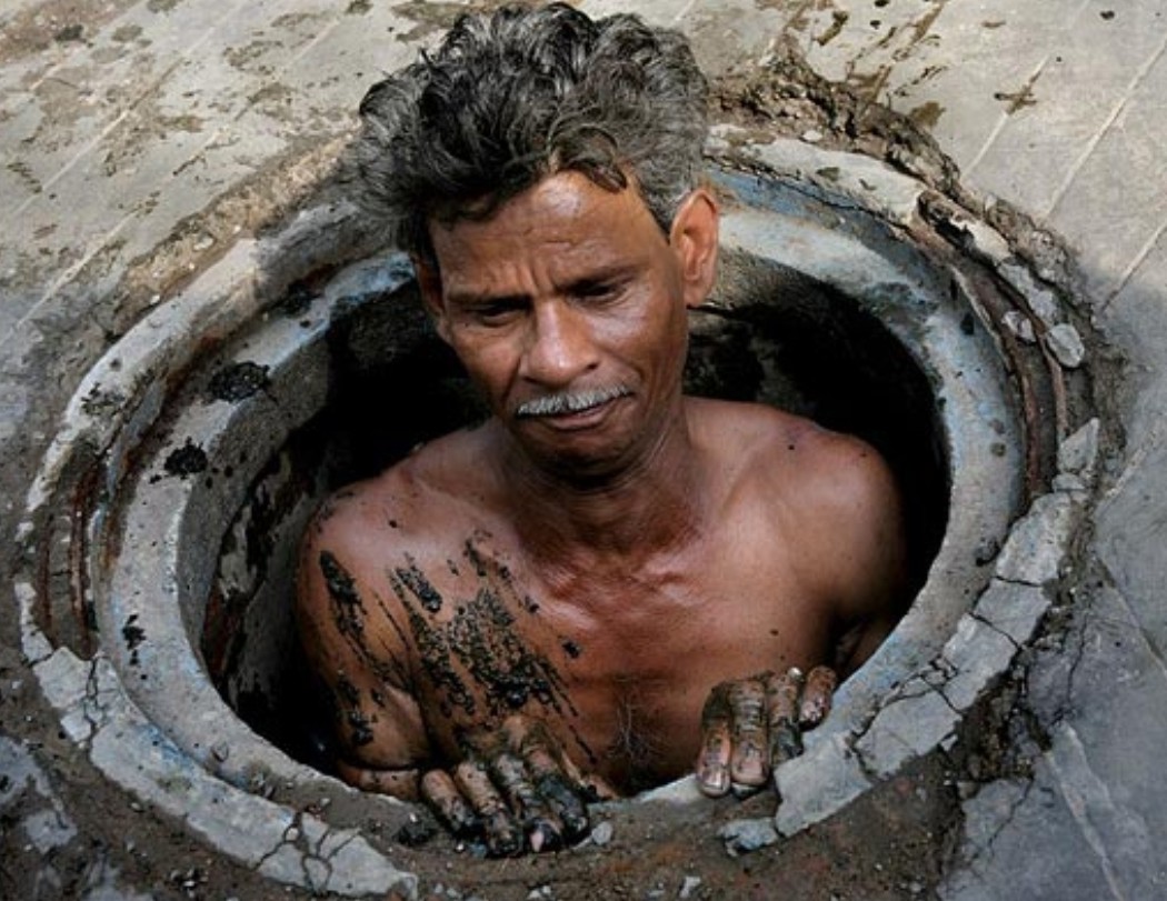 Гордость униженных: почему в Индии растёт количество фейковых туалетов